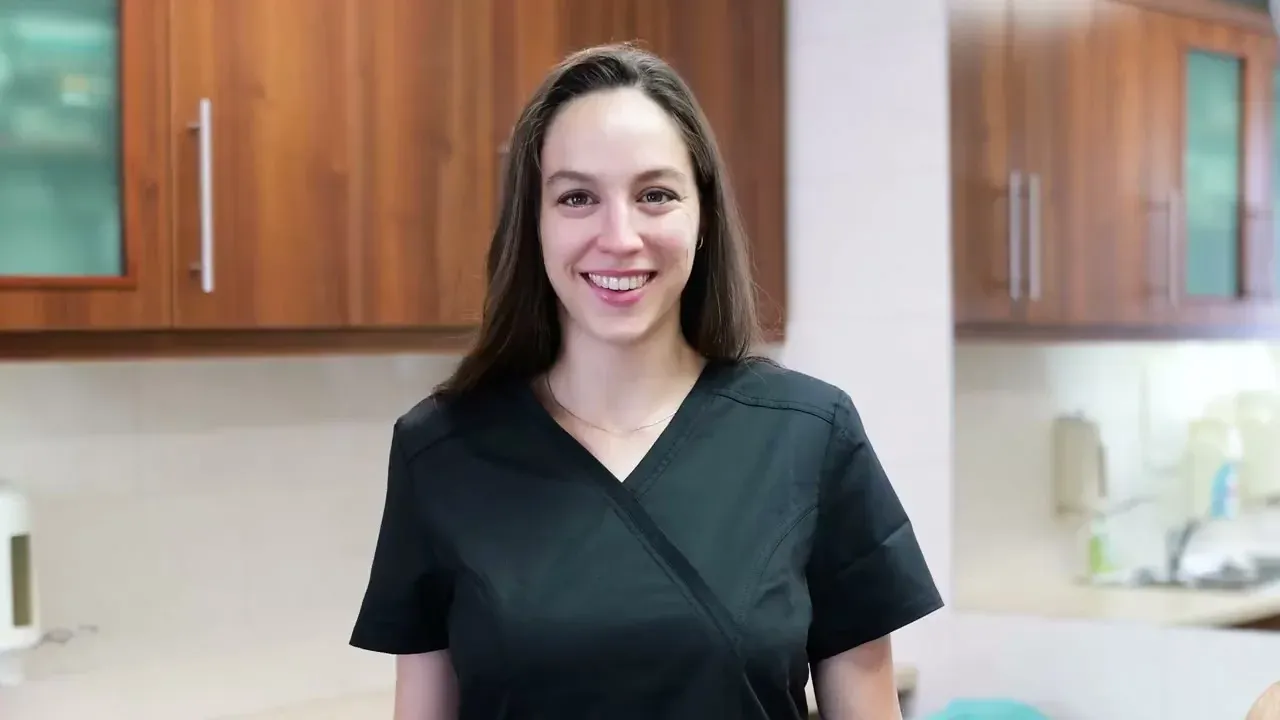 Dr. Visegrády Viktória – Dentist